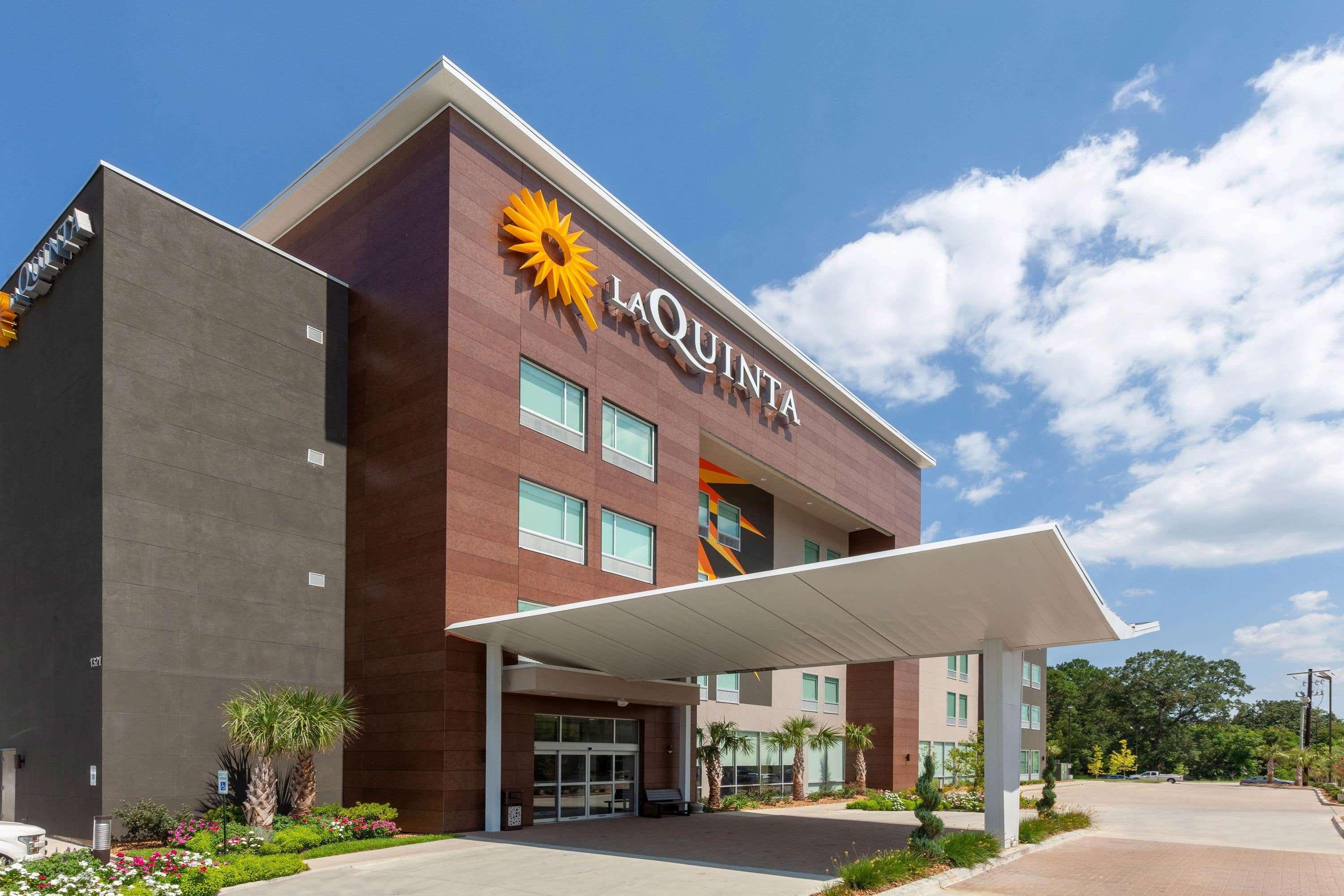 La Quinta Inn & Suites By Wyndham Lafayette Oil Center Exterior foto